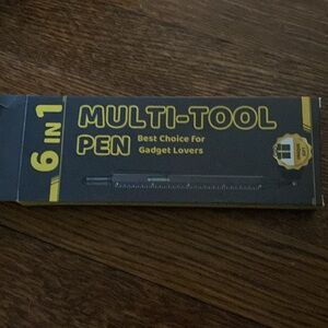 Multi tool pen
